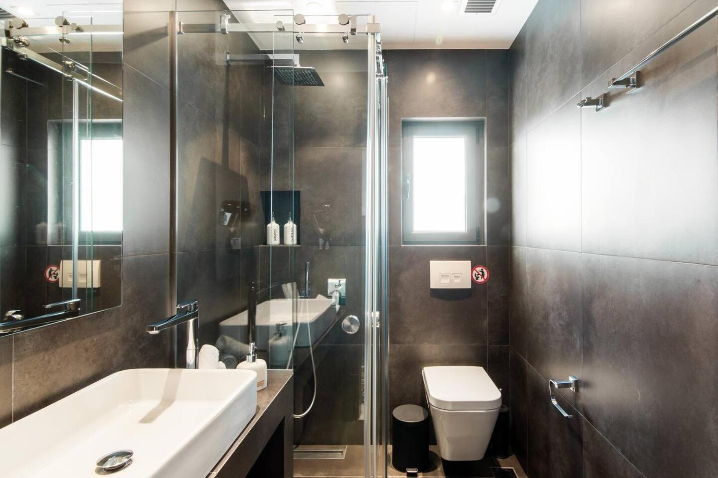 Ma Maison Nο 1, Penthouse, Acropolis And Lycabettus View, Ultra High Speed Internet 300 Mbps, 15' To Acropolis By Metro, 1' From Metro Station Афіни Екстер'єр фото
