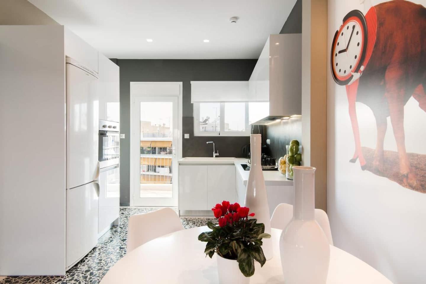 Ma Maison Nο 1, Penthouse, Acropolis And Lycabettus View, Ultra High Speed Internet 300 Mbps, 15' To Acropolis By Metro, 1' From Metro Station Афіни Екстер'єр фото