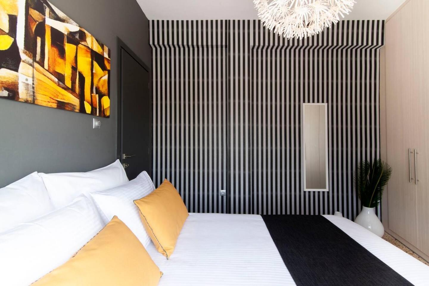 Ma Maison Nο 1, Penthouse, Acropolis And Lycabettus View, Ultra High Speed Internet 300 Mbps, 15' To Acropolis By Metro, 1' From Metro Station Афіни Екстер'єр фото