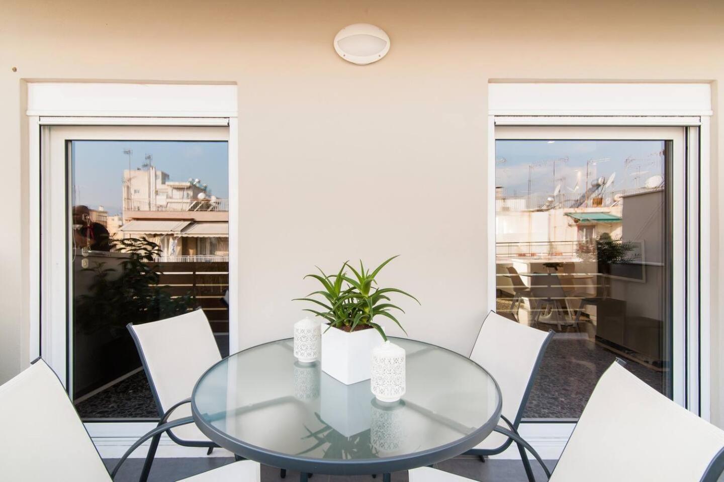Ma Maison Nο 1, Penthouse, Acropolis And Lycabettus View, Ultra High Speed Internet 300 Mbps, 15' To Acropolis By Metro, 1' From Metro Station Афіни Екстер'єр фото